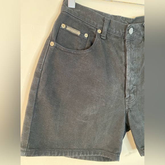 Vintage Calvin Klein Black Mom Shorts High Waisted Button Fly Denim Size 9 (29W) - Picture 10 of 14